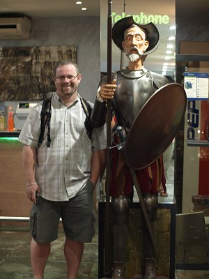 Sr. Head with Sr. Quixote
